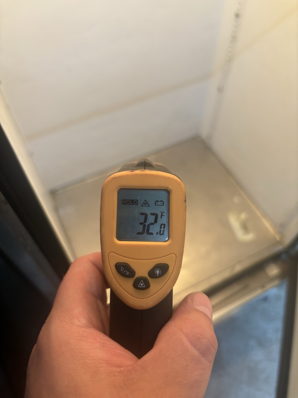 True T-12 Reach In Refrigerator Tested