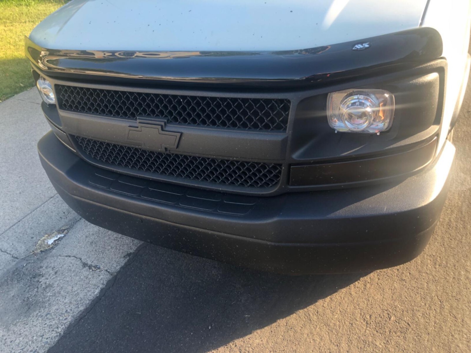 AVS BugFlector Hood Protector Bug Shield Deflector for 03-24 Express Savana Van