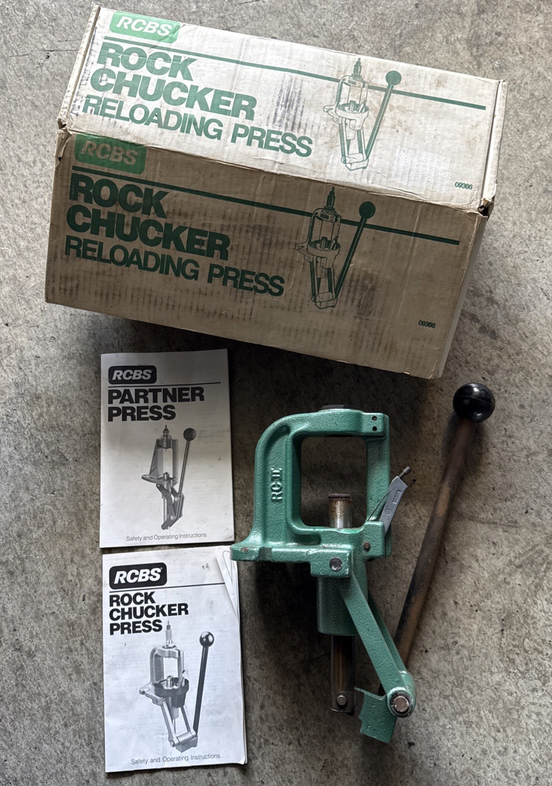 RCBS Rock Chucker 2 RC II Reloading Press Paper Work And Original Box