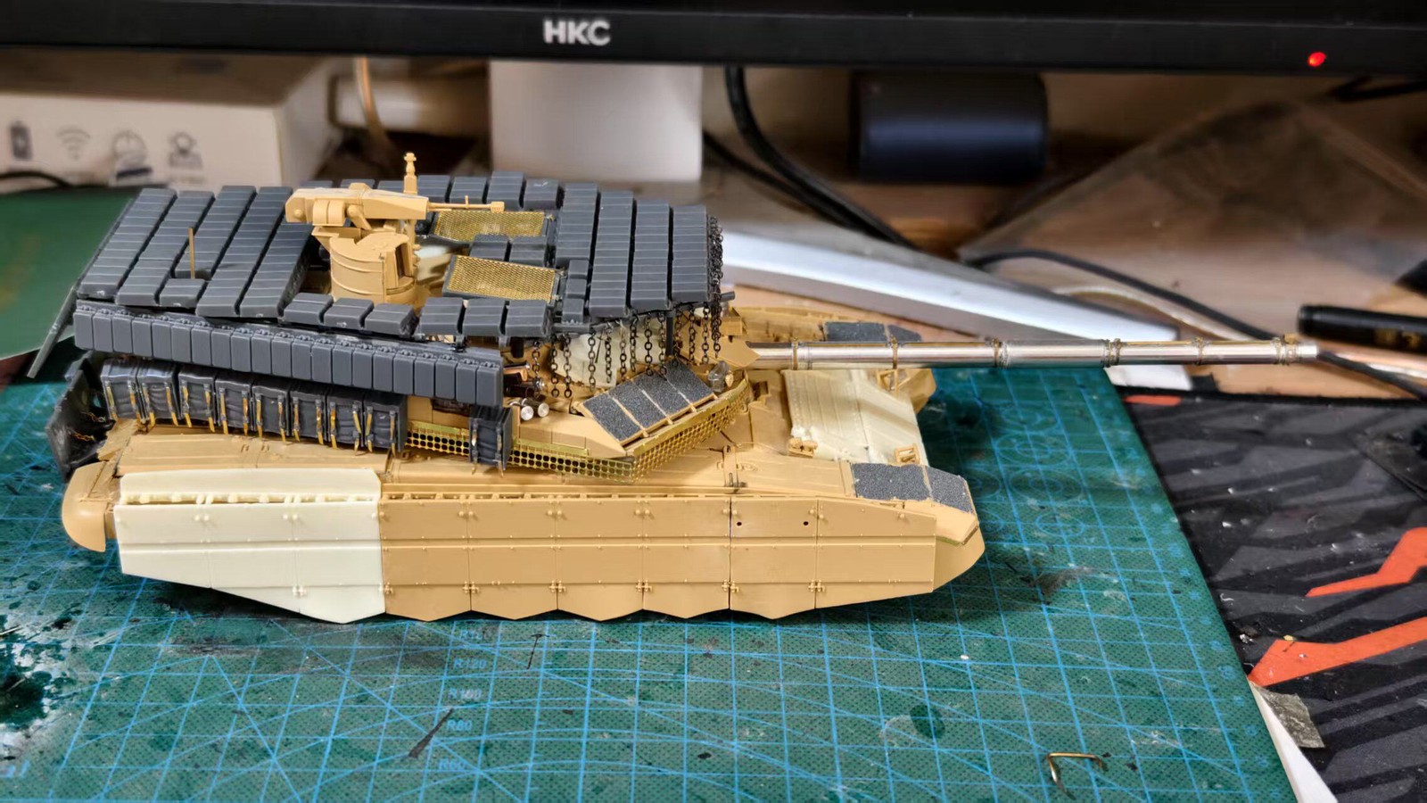 Tiger Model 4617 1/35 Russian T-90M MBT Breakthrough III Military Model Kit