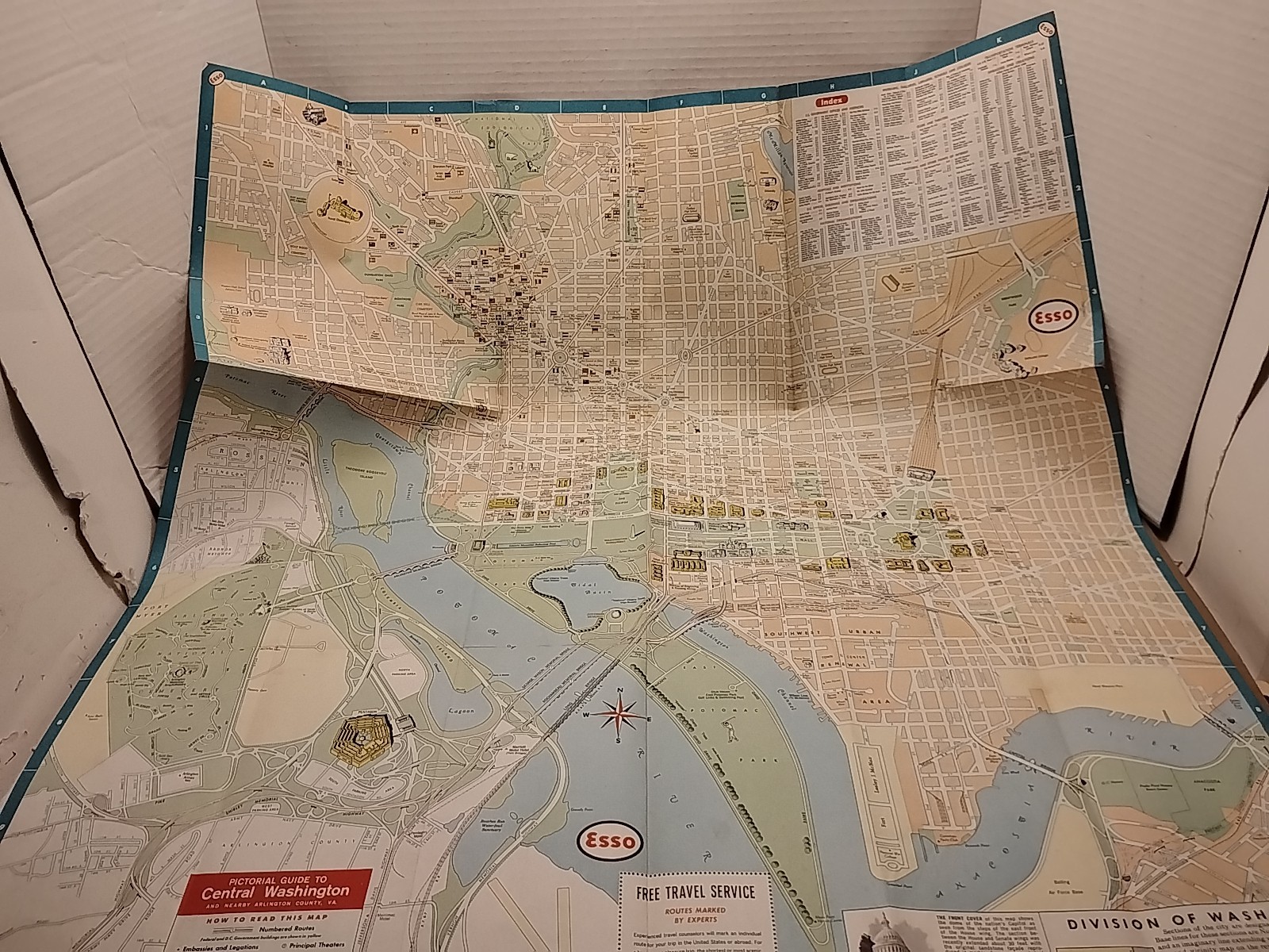 1962 ESSO Washington DC & Vicinity Map & Visitor's Guide - Gas Station Map