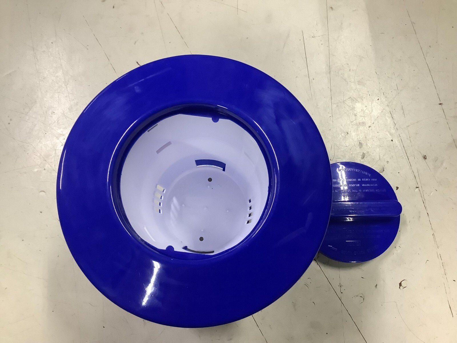 7" Floating Chlorinator Pool Chlorine Tablet Dispenser Collapsible FOR 3" TABLET