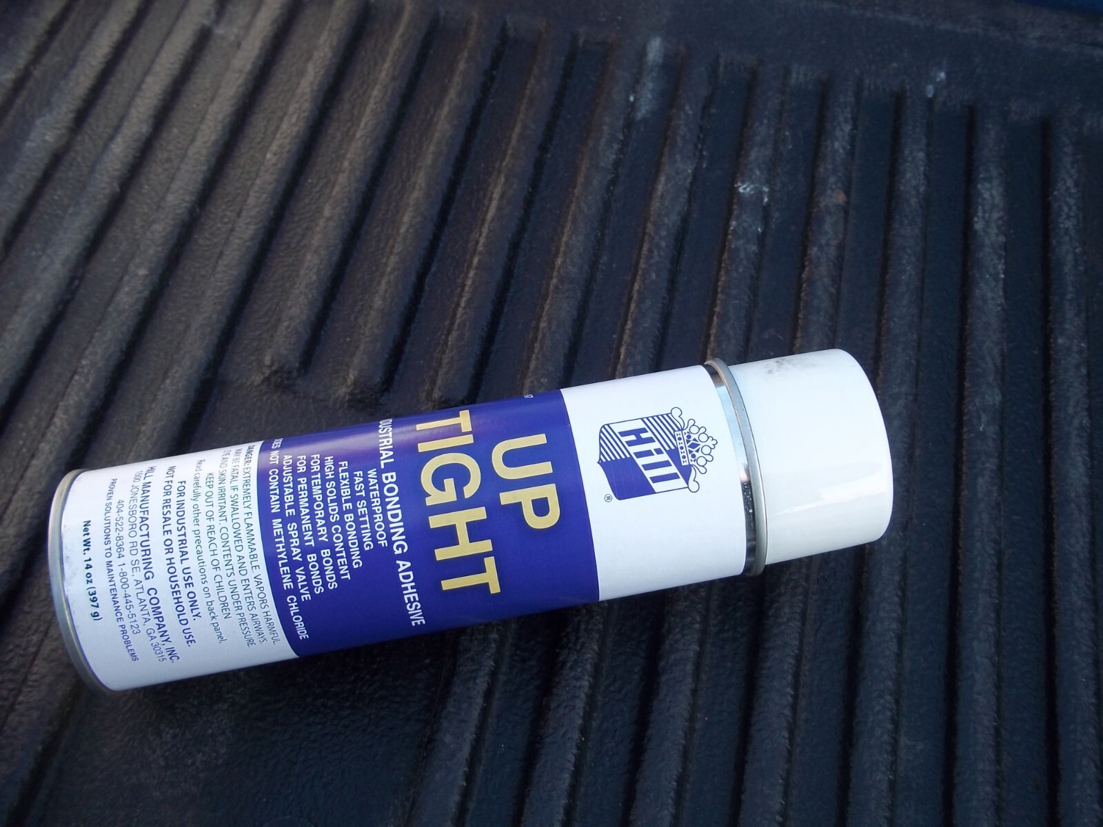 HILL UP TIGHT 14 OZ SPRAY ADHESIVE