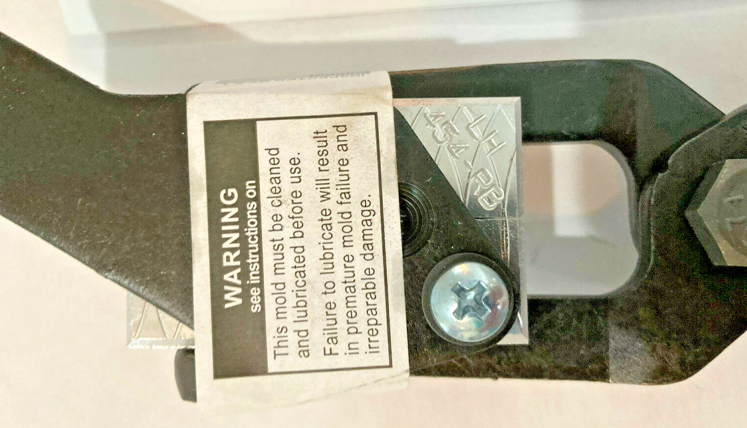 LEE 90442 2 Cavity BULLET MOLD Dia .454 Dia 140 Gr Round Ball .44 Caliber