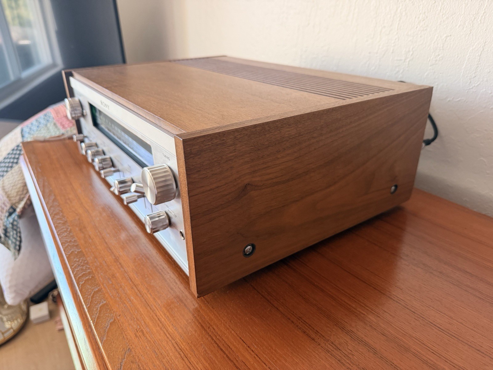 Vintage Sony STR-7045 FM/AM Stereo Receiver