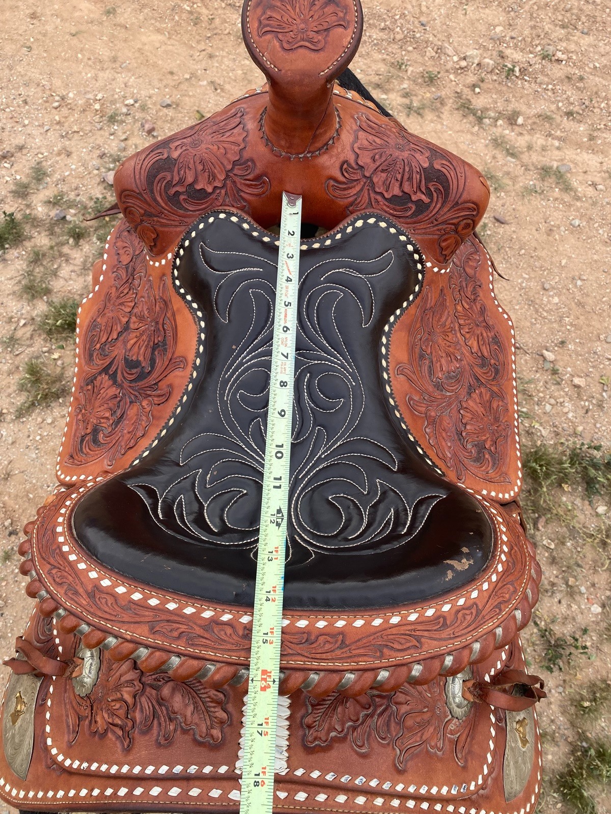 Old School Buck Stitched western saddle - Maker E Bacon Globe, AZ - TOP Quality!