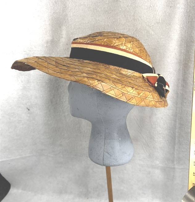 antique straw hat wide brim natural color 20.5 inch inside edge original 1940