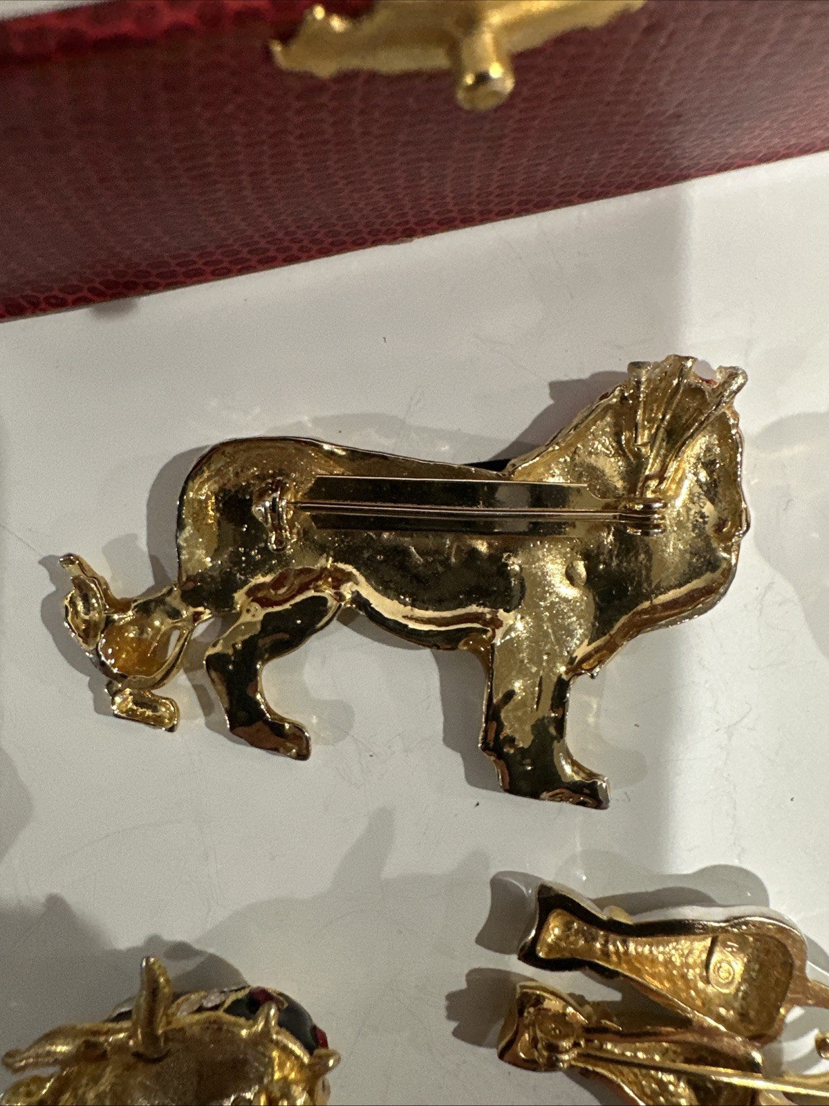 LOT Animals, Insect, person, Brooches, Hair claps 18 pc AAi,Avon, AK, Napier