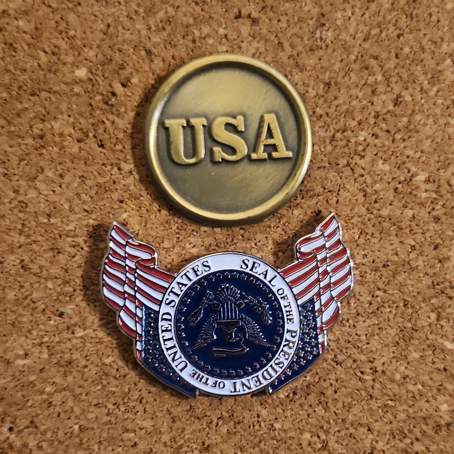 USA Seal of the President Patriotic Collectible Pins Used