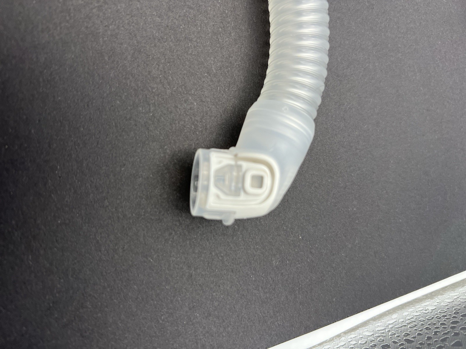 AirFit N20 Tube/Elbow OEM. NEW. Replacement