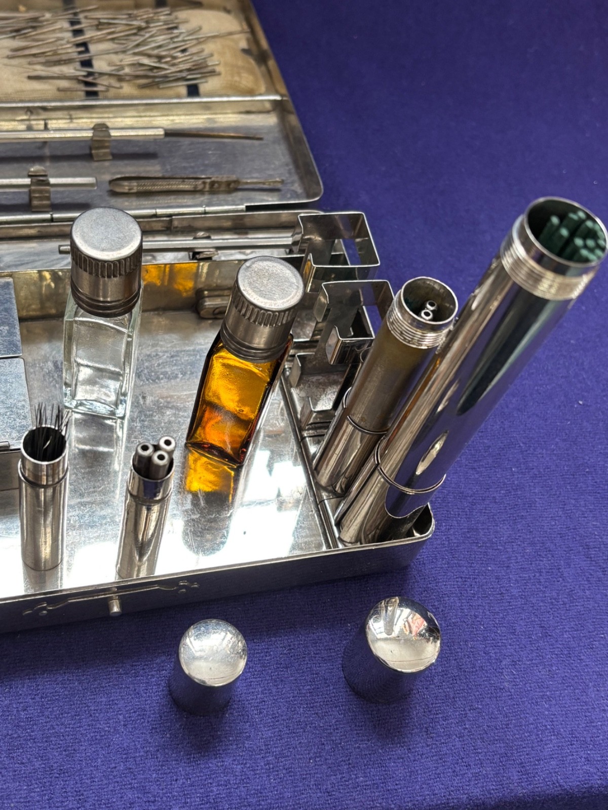 ANTIQUE VINTAGE ART DECO STEEL BOX ACUPUNCTURE KIT DISPLAY ONLY OLD ESTATE FIND