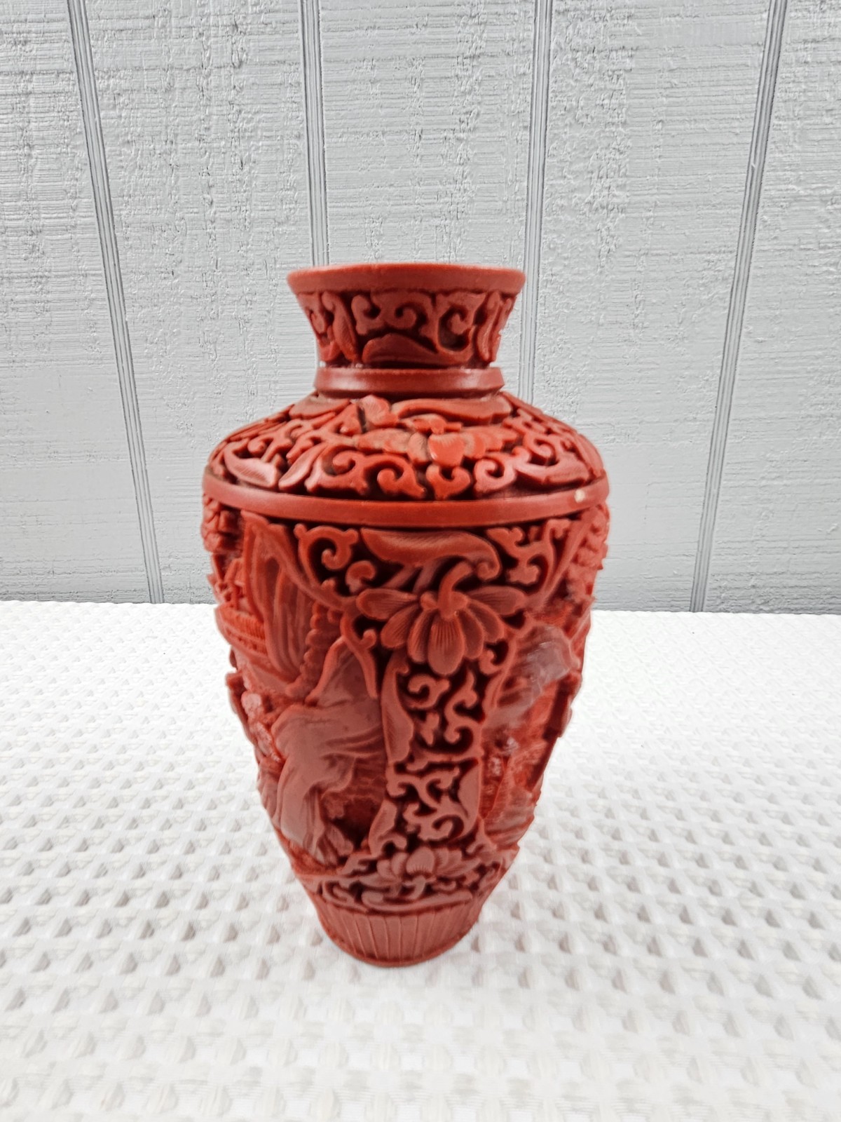 Vintage Chinese Red Cinnabar Lacquer Vase 5 .5” Floral Carving Made in Italy