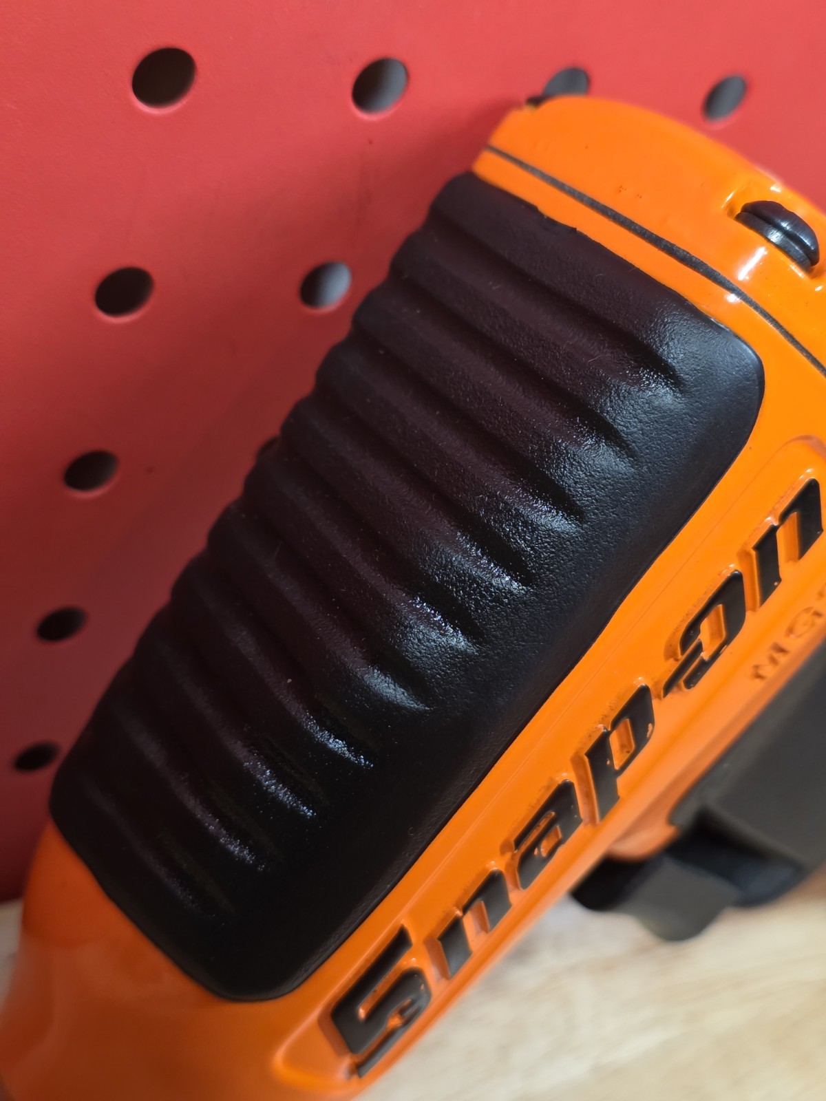 Snap-on Tools MG325 3/8" Drive Air Pneumatic Impact Wrench ORANGE With Boot Nice