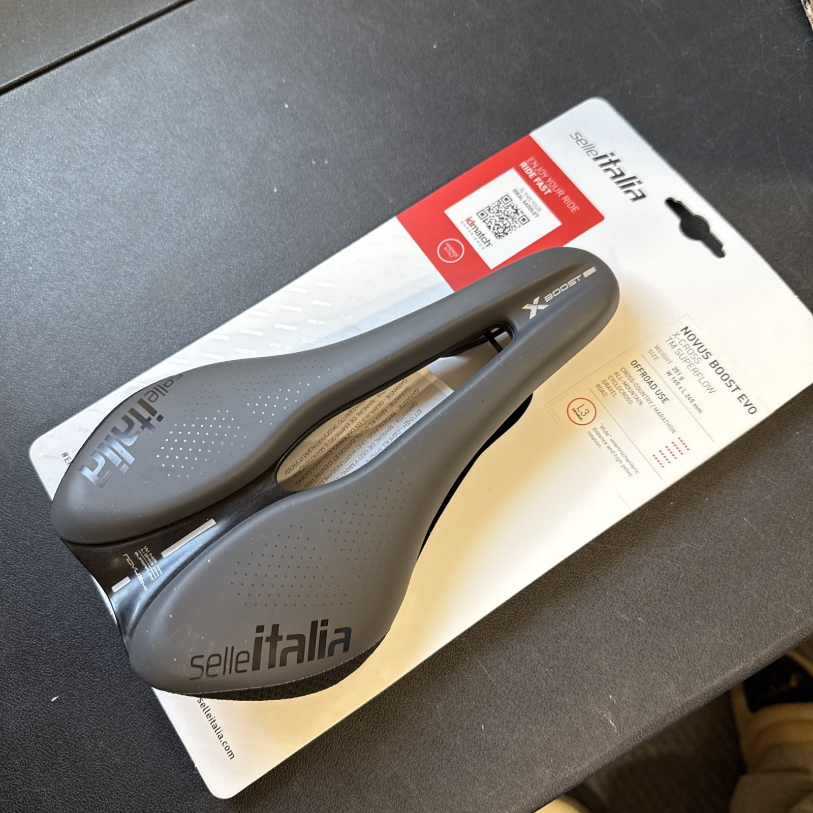 Selle Italia Novus Boost Evo X boost L3 145mm Cycling saddle seat (9419-84)