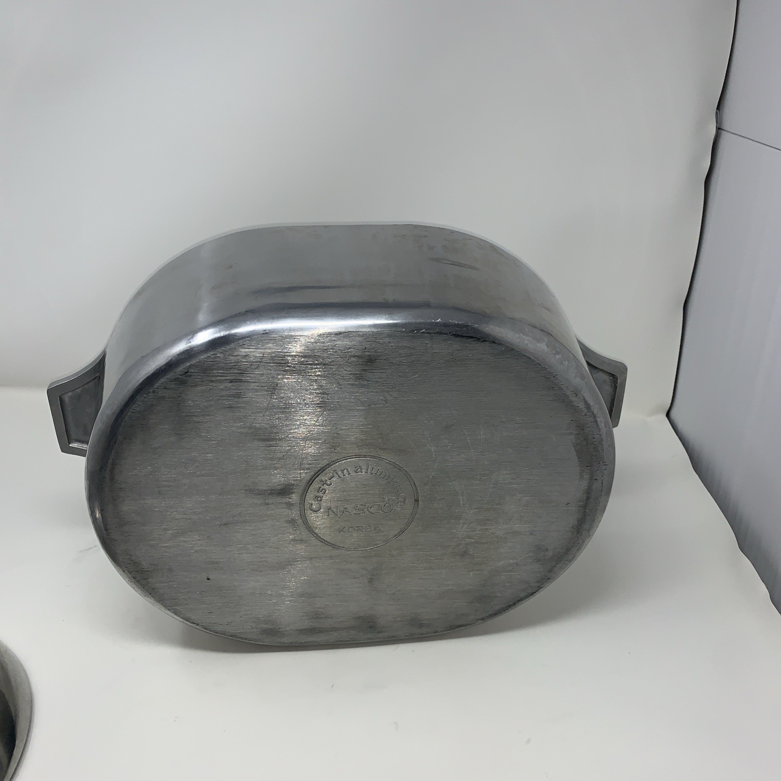 Royalty TM Nasco Oval Roasting, VTG Braising Dutch Oven Heavy Aluminum, Korea