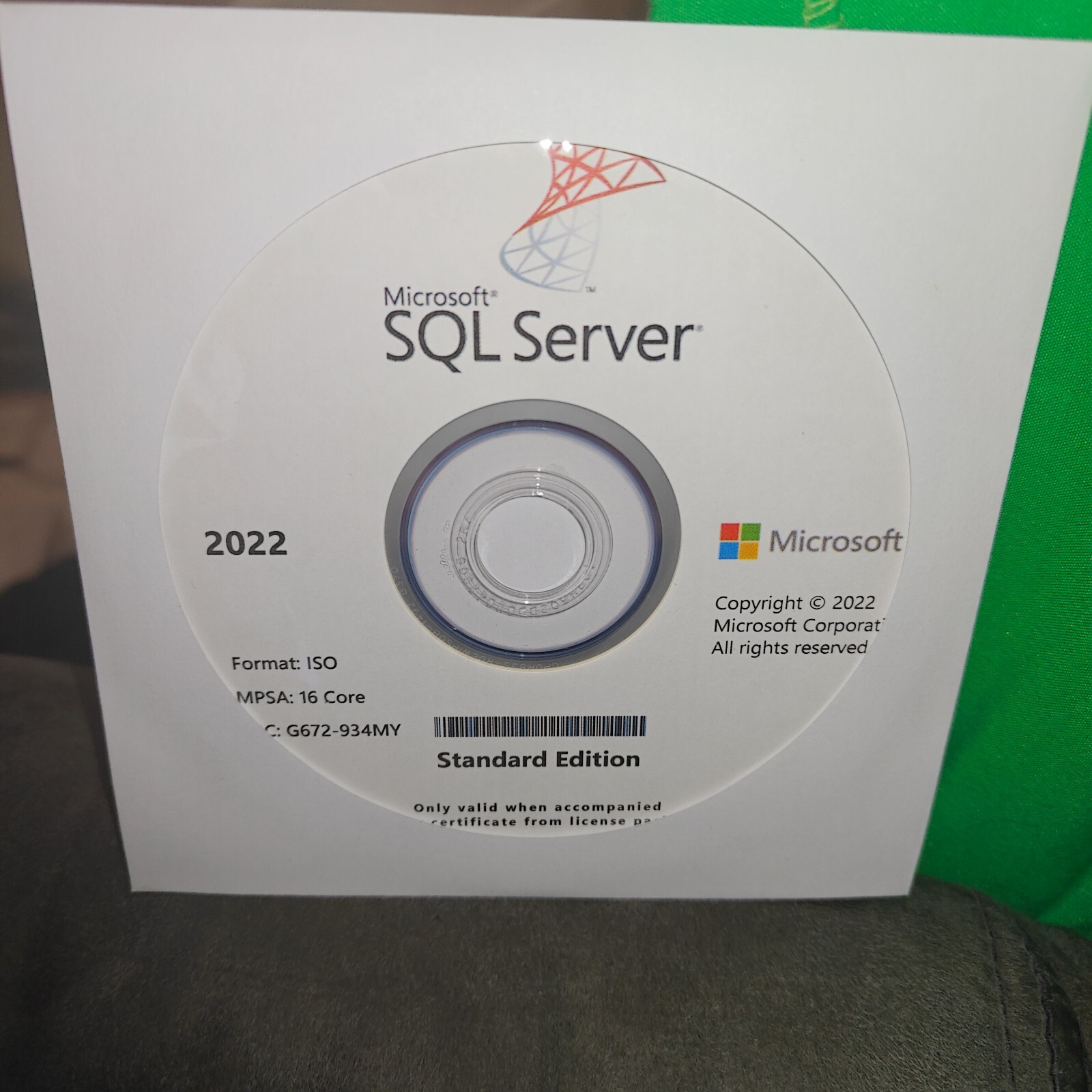 SQL Server 2022 Standard Core Edition, 16 Core License, Unlimited CALs
