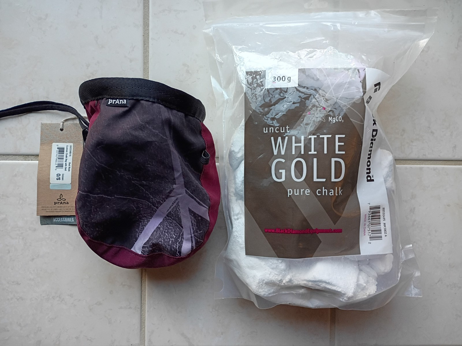 NEW prAna Custom Chalk Bag with 300g Bag of BD White Gold Chalk