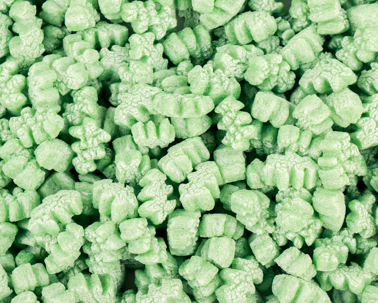 FunPak Packing Peanuts Christmas Tree Shape MiniPack .6 cu ft Biodegradable