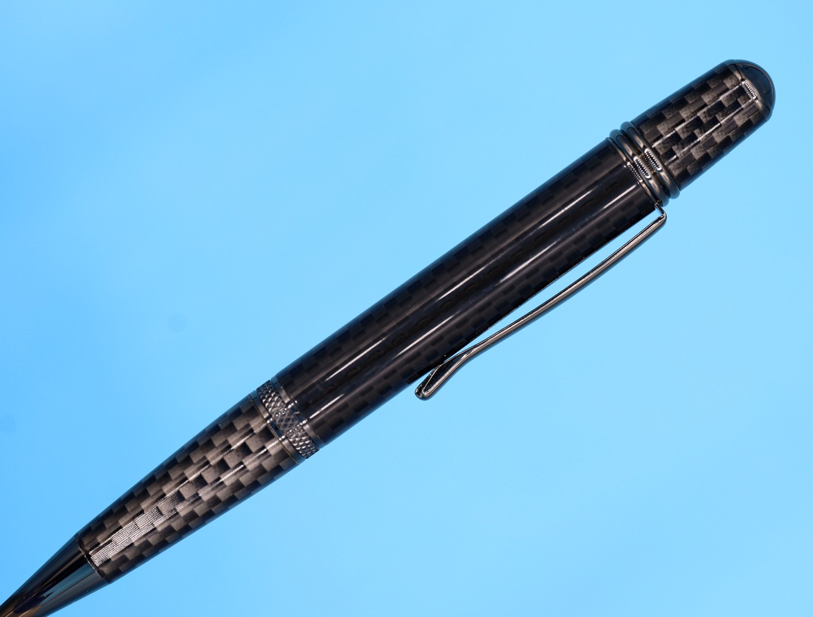 Carbon Fiber Sierra Nomad Ballpoint Pen – Handmade Twist Design – Speed Inspired
