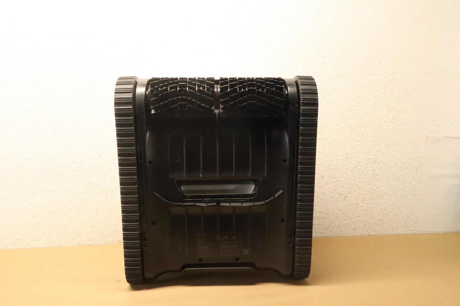 AIPER Scuba N1 Robotic Pool Vacuum Cleaner, Cordless, 2 Extra Brushes