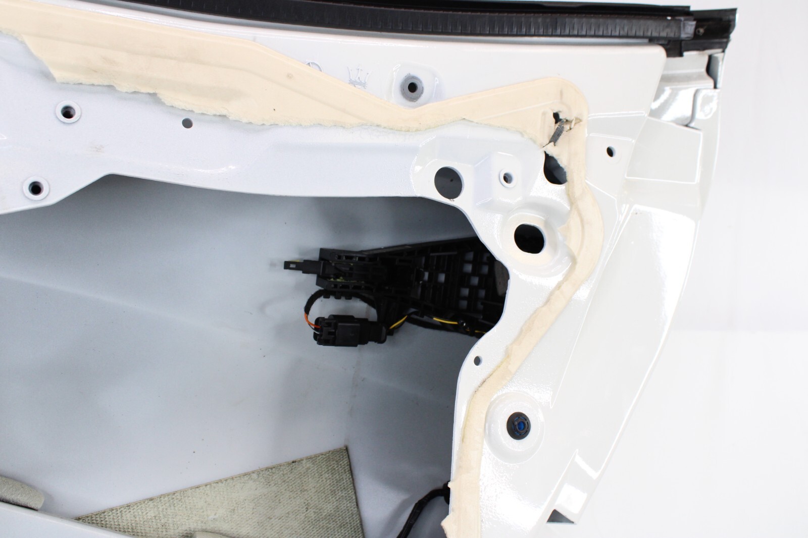 🚀 2014-2017 MASERATI GHIBLI REAR PASSENGER SIDE EXTERIOR DOOR SHELL BIANCO