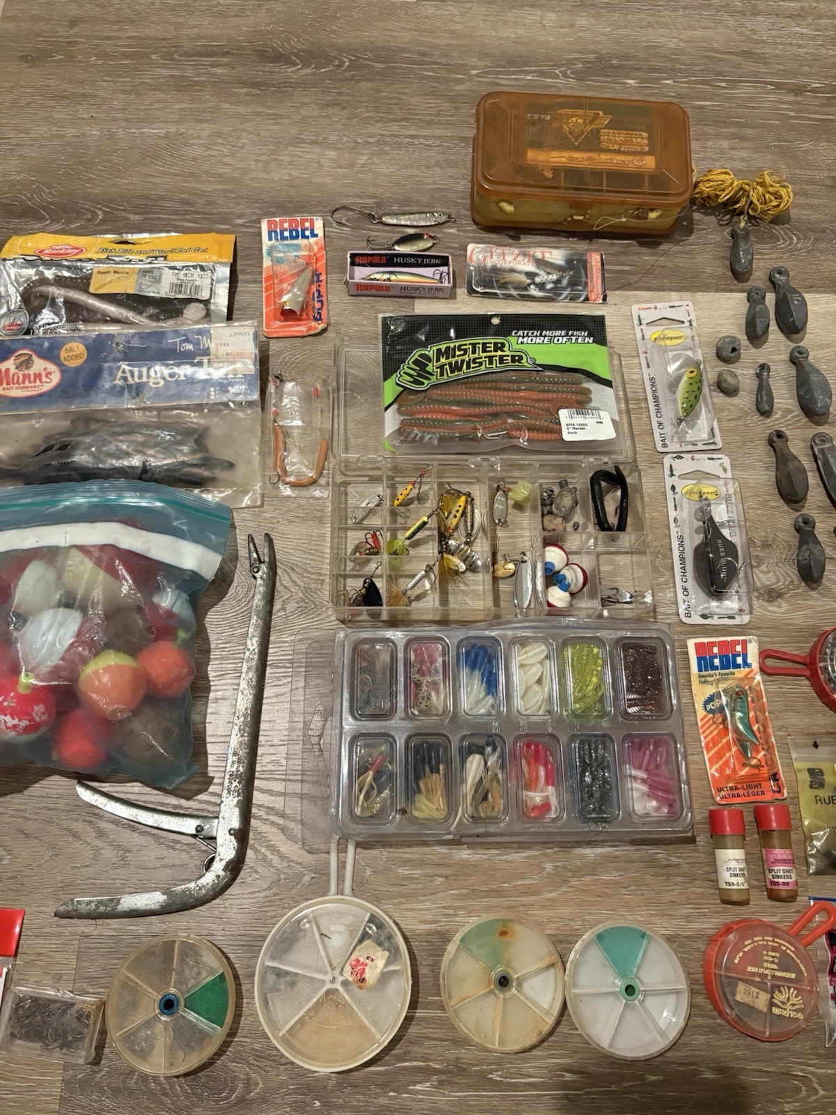 Fishing Bundle: Lures, Sinkers, Hooks, Bobbers, Tackle Box & Misc - Fast Ship!