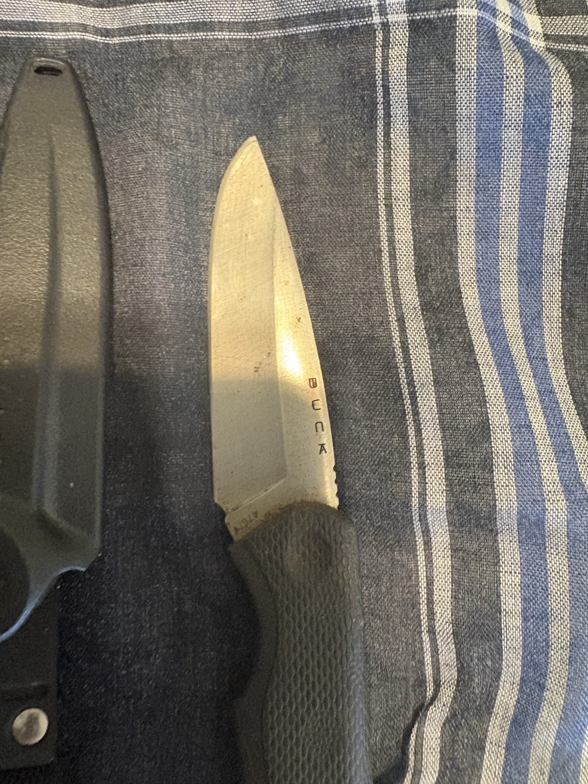 Buck Hunting Knife W Sheath.