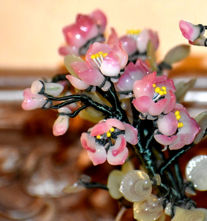 18" VINTAGE 1952 BONSAI PEKING GLASS TREE IN MID-CENTURY GREEN PLANTER W/ FROGS