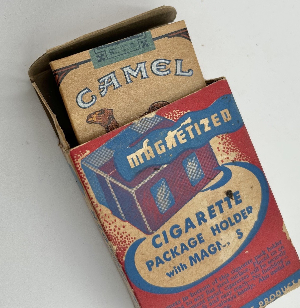 VTG Magnetic Cigarette Holder Pack Camel Cardboard Box