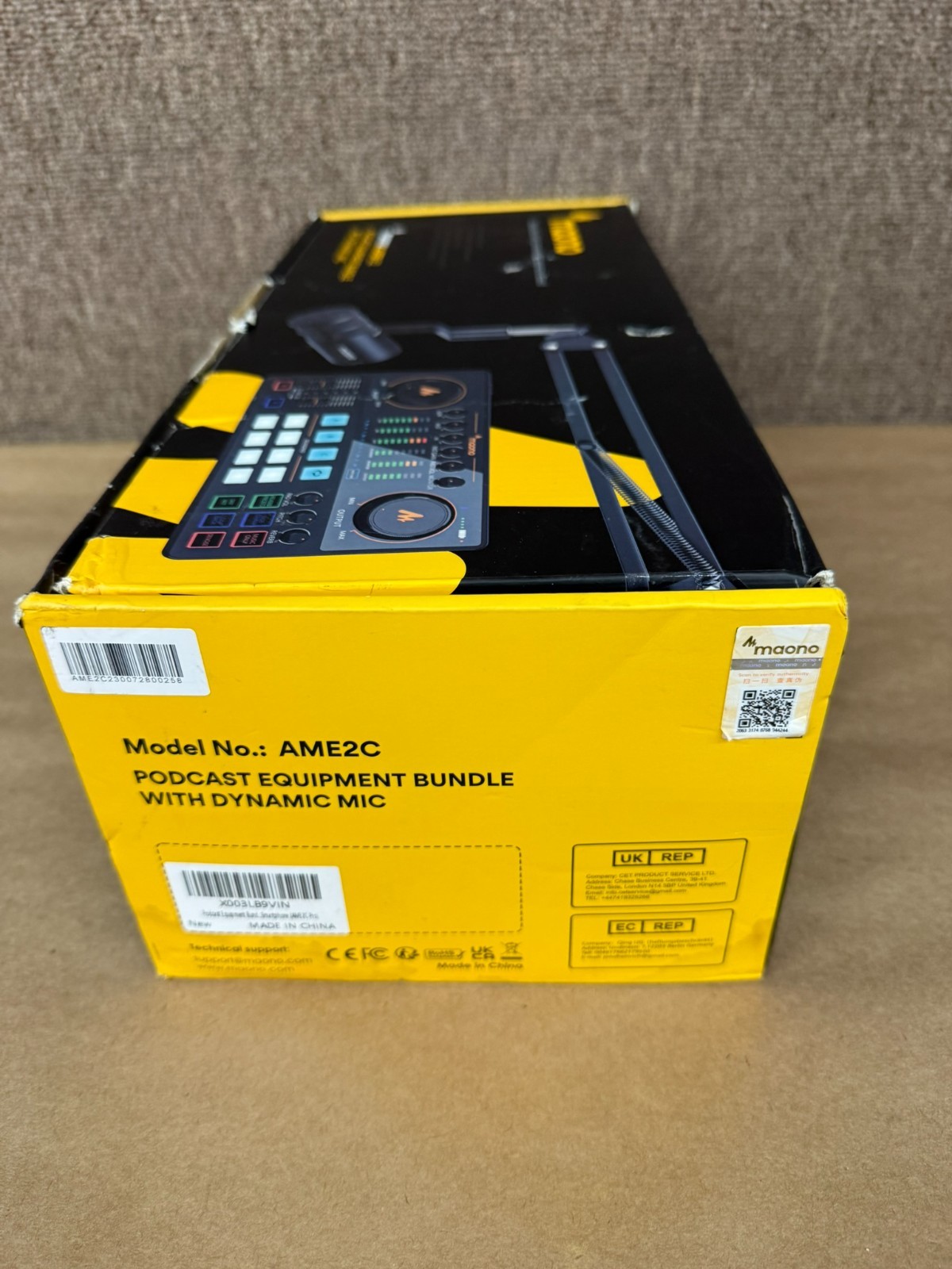 MAONO Podcast Equipment Audio Interface ,XLR Dynamic Micropshone AME2C