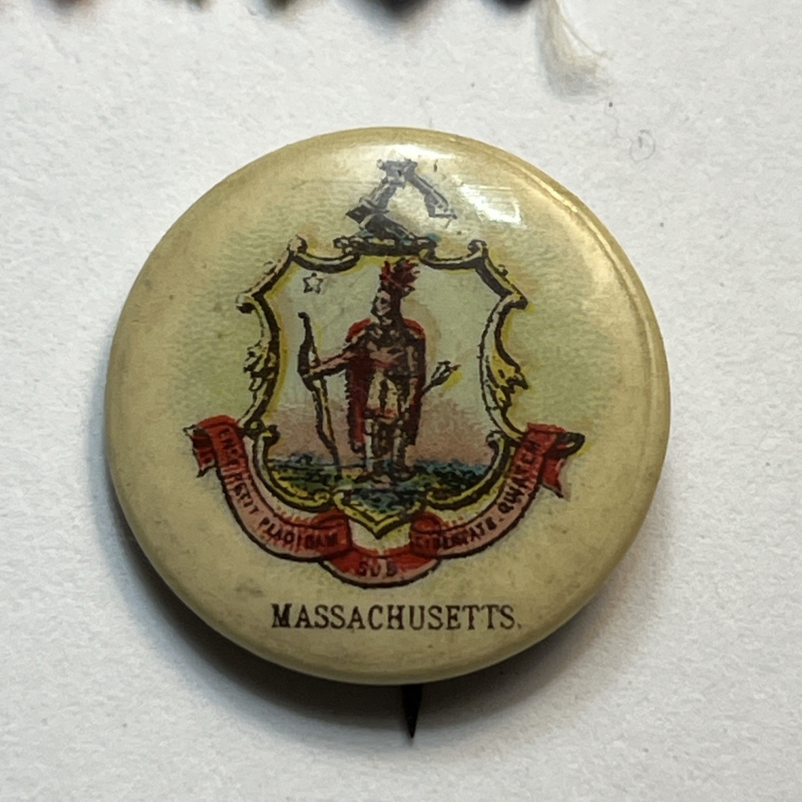 Lot of 4 Original WWI US WELCOME BUDDY V Victory Good Girl Mass MA Button Pin