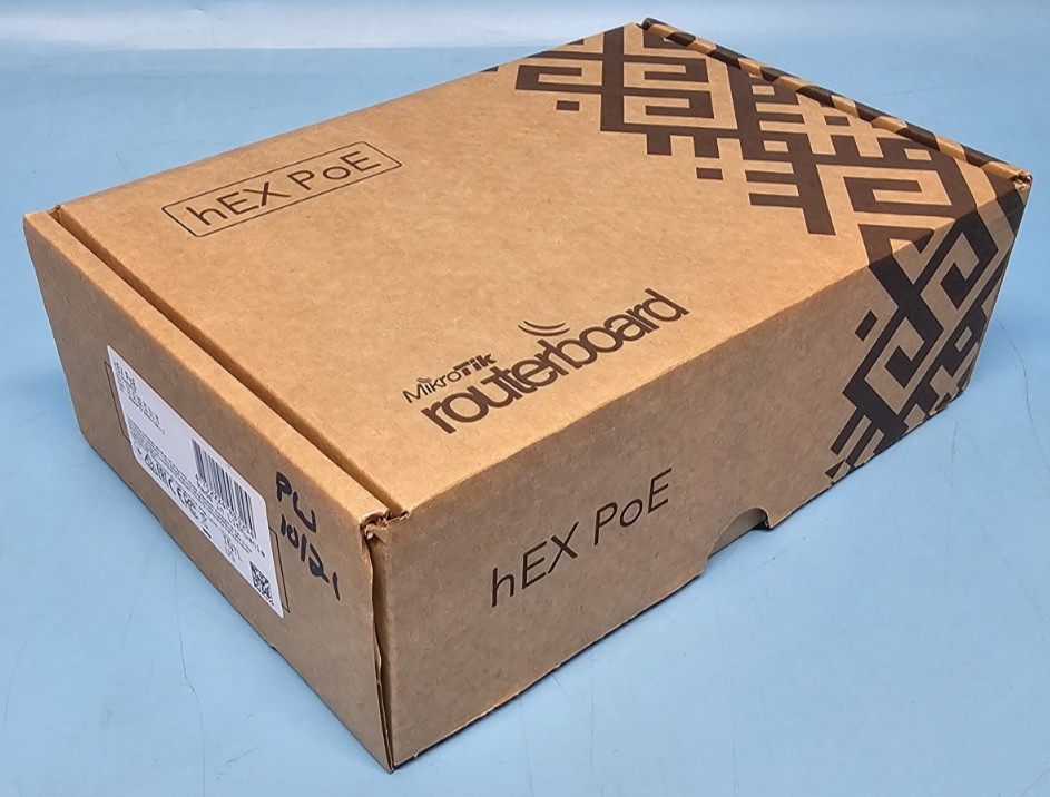 New, MikroTik RB960PGS RouterBoard Hex Poe 5 Port Gigabit Ethernet Router.