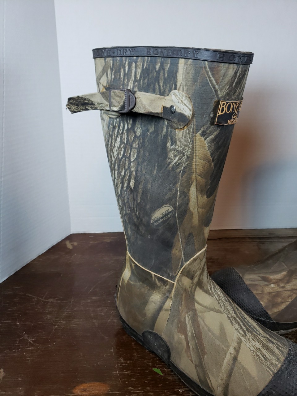 Redhead Bone Dry Realtree Hardwoods Rubber Boots 7 Thinsulate Steel Shank 1000g