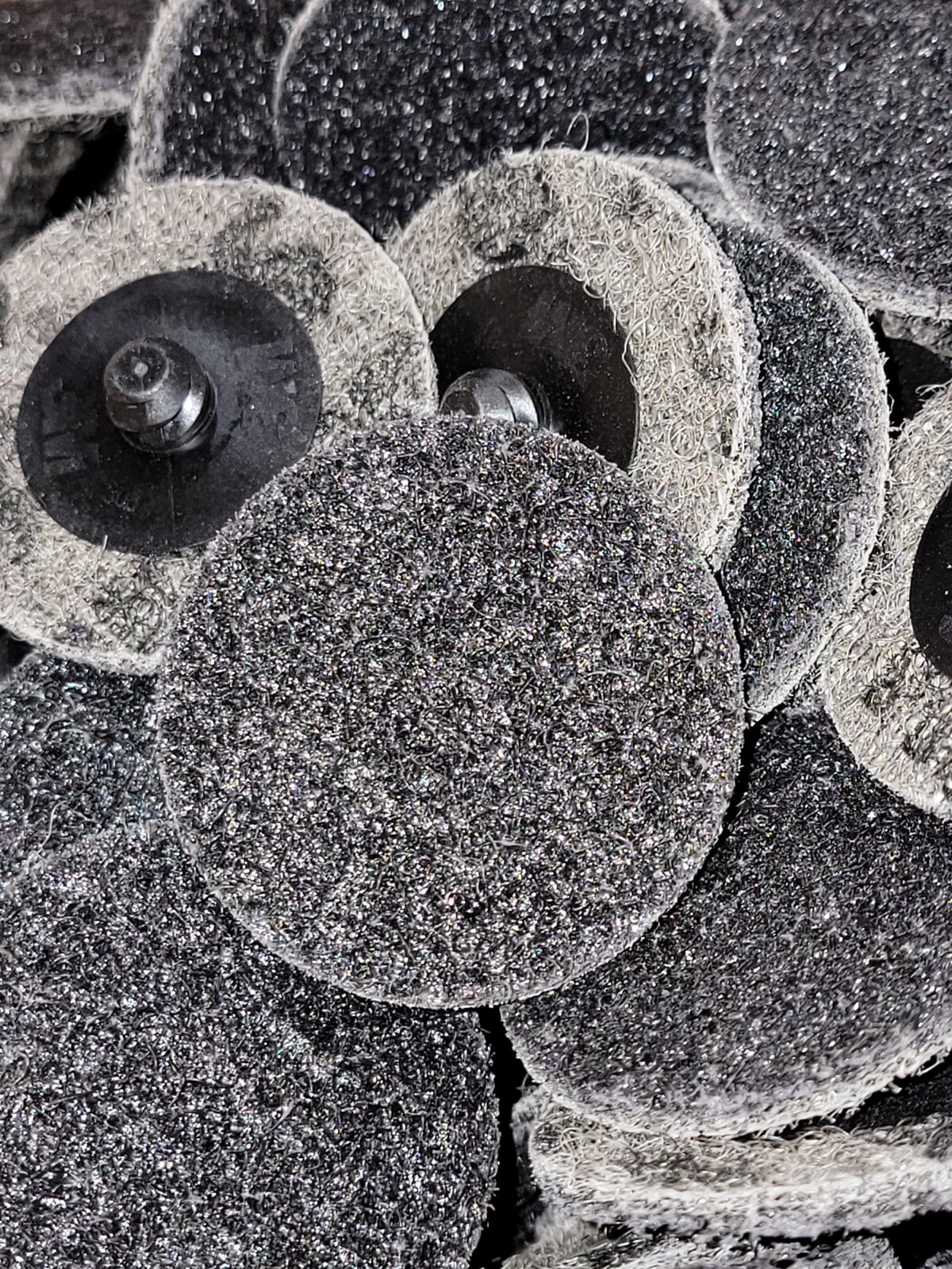 25) 3M Scotch-Brite Roloc TR 2" PRECISION Surface Conditioning Disc Extra Coarse