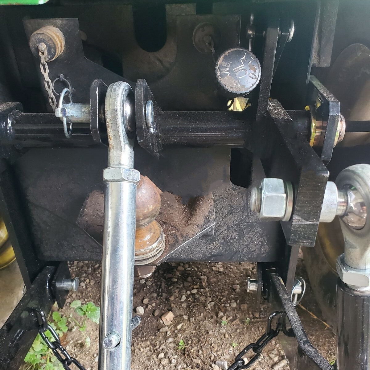 Brand New 3 Point Hitch Kit fits John Deere 140 300 317 Tractor Complete