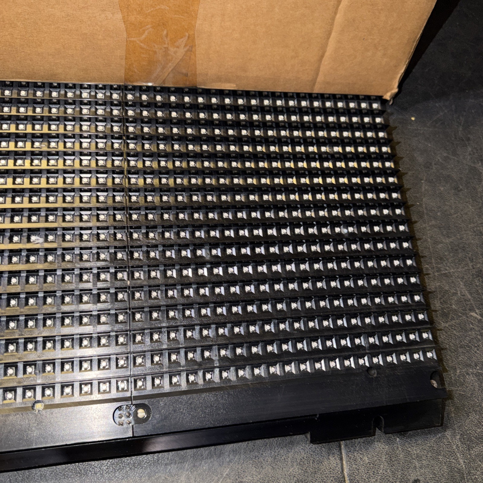 LUMINATOR 16x40 SMD FRONT HORIZON DISPLAY 510818001 LED AMBER TRANSIT BUS SIGN