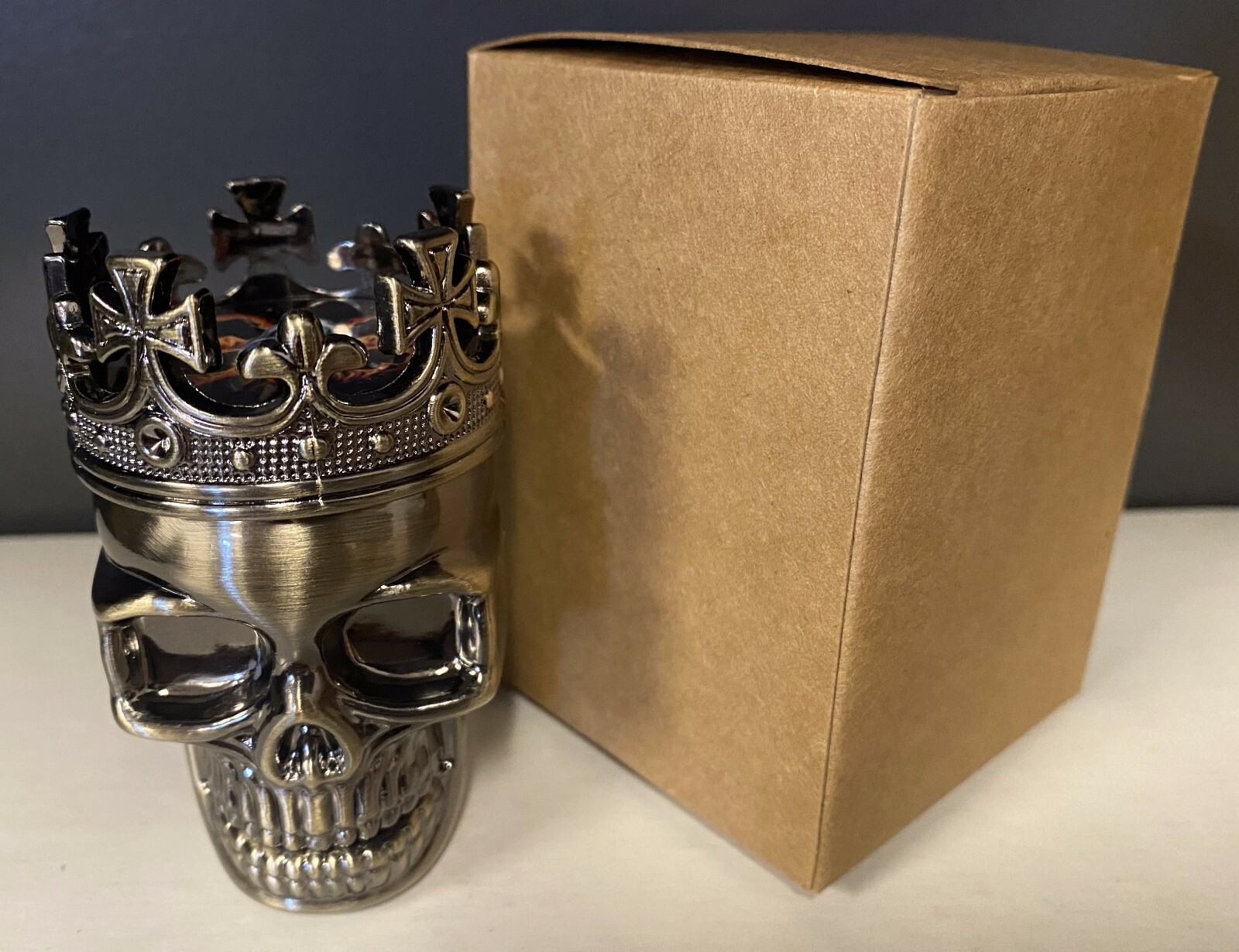 3 Piece Skull Metal Alloy Tobacco Spice Grinder Crusher USA Seller W/ Gift Box