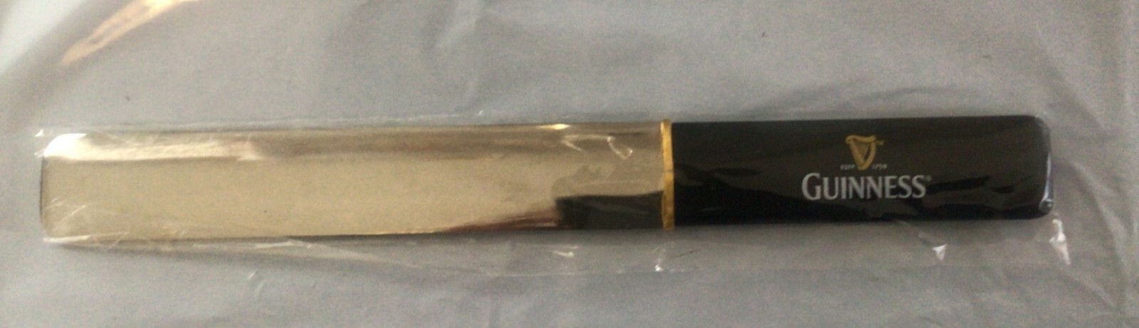 NEW Official Product GUINNESS Beer Ale Bar Pub 9 1/2 " Beer Foam Scraper