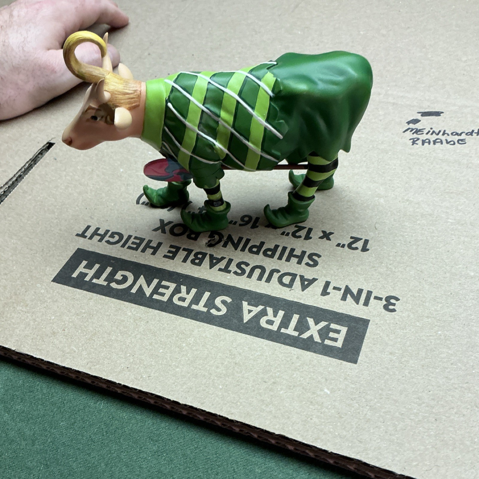 CowParade Wizard of Oz Cow Figurine Set Resin COMPLETE SET 6 1/2 long by 5 tall