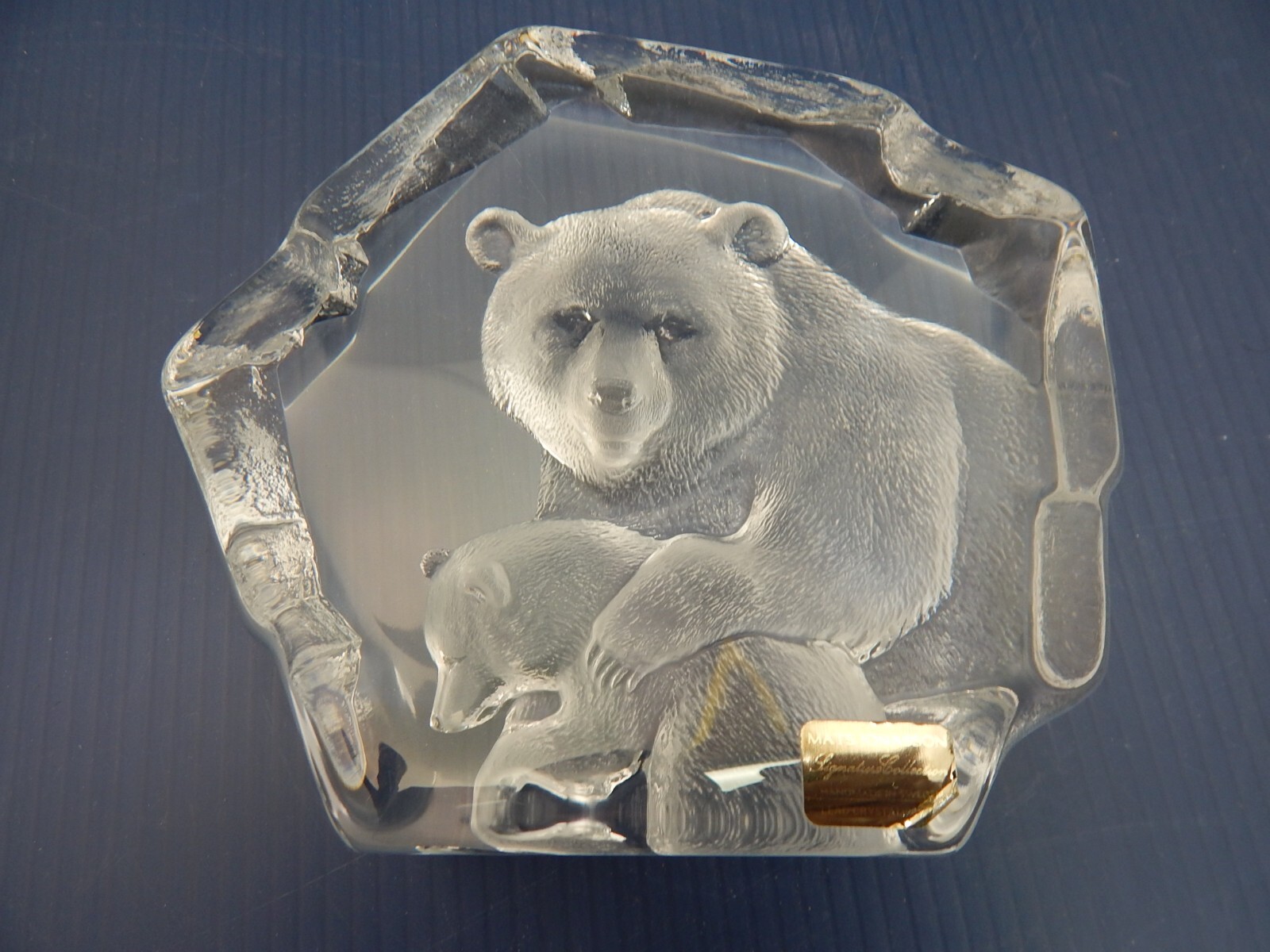 MATS JONASSON LEAD CRYSTAL SCULPTURE, BEAR AND CUB, RARE ONE, SIGNED