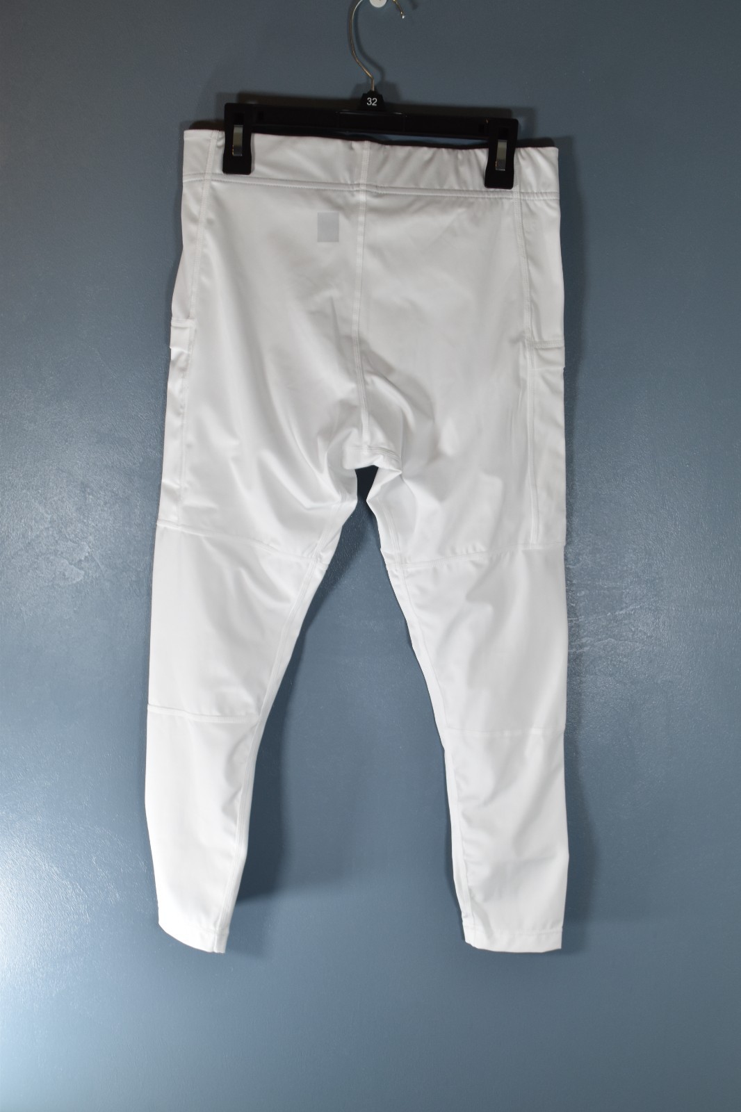 ASRV 3/4 compression tights size men's small; white, new with tags