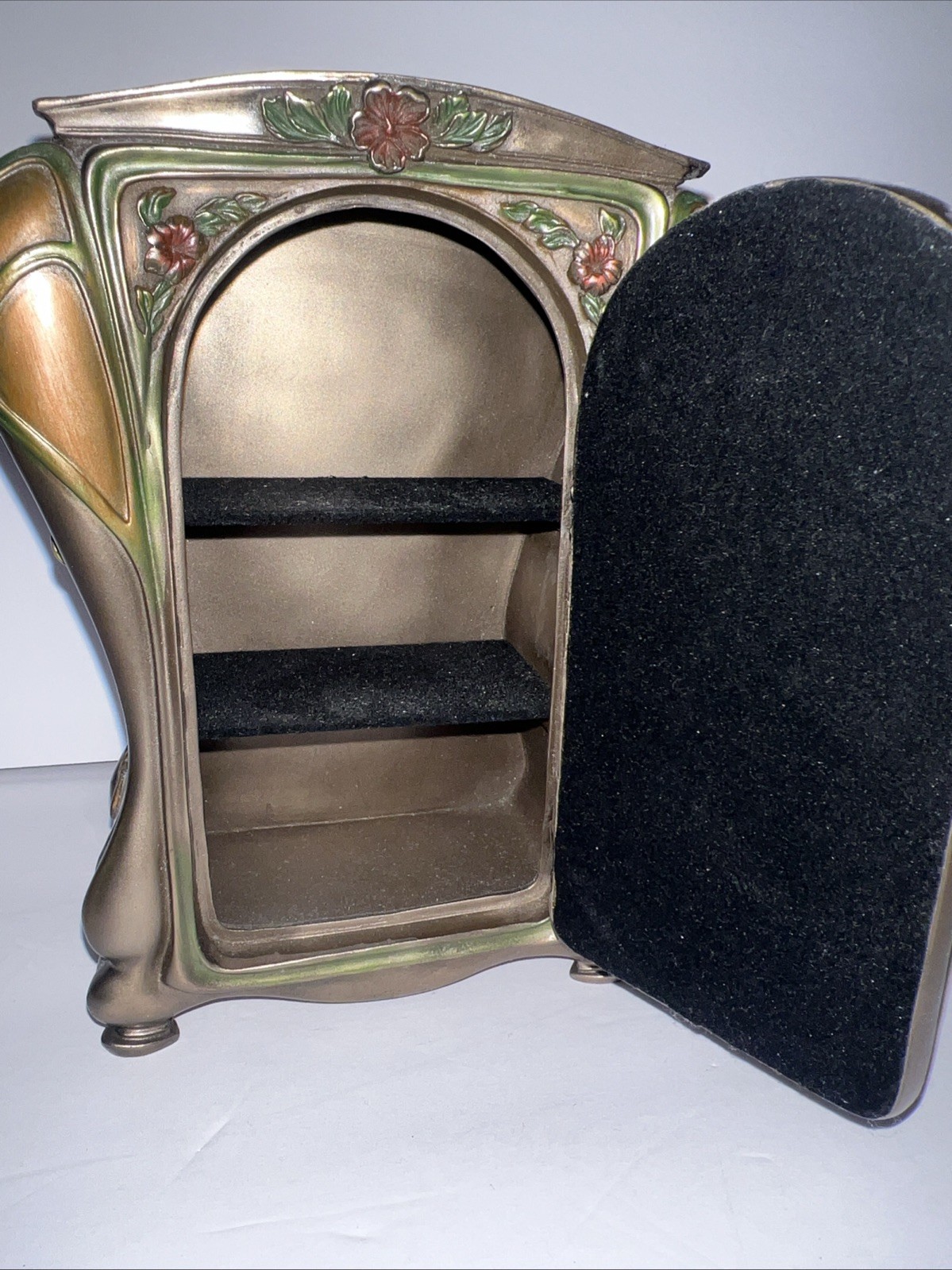 Chronicles of Narnia miniature magical wardrobe 7” Cabinet Jewelry Box