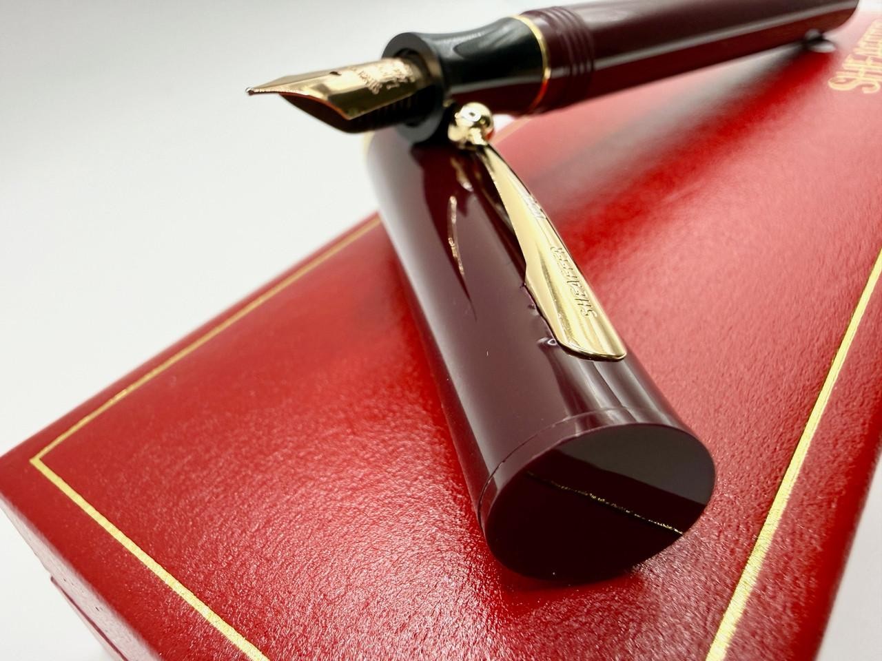 SHEAFFER MODERN LIFETIME BURGUNDY FOUNTAIN PEN M 14K NIB