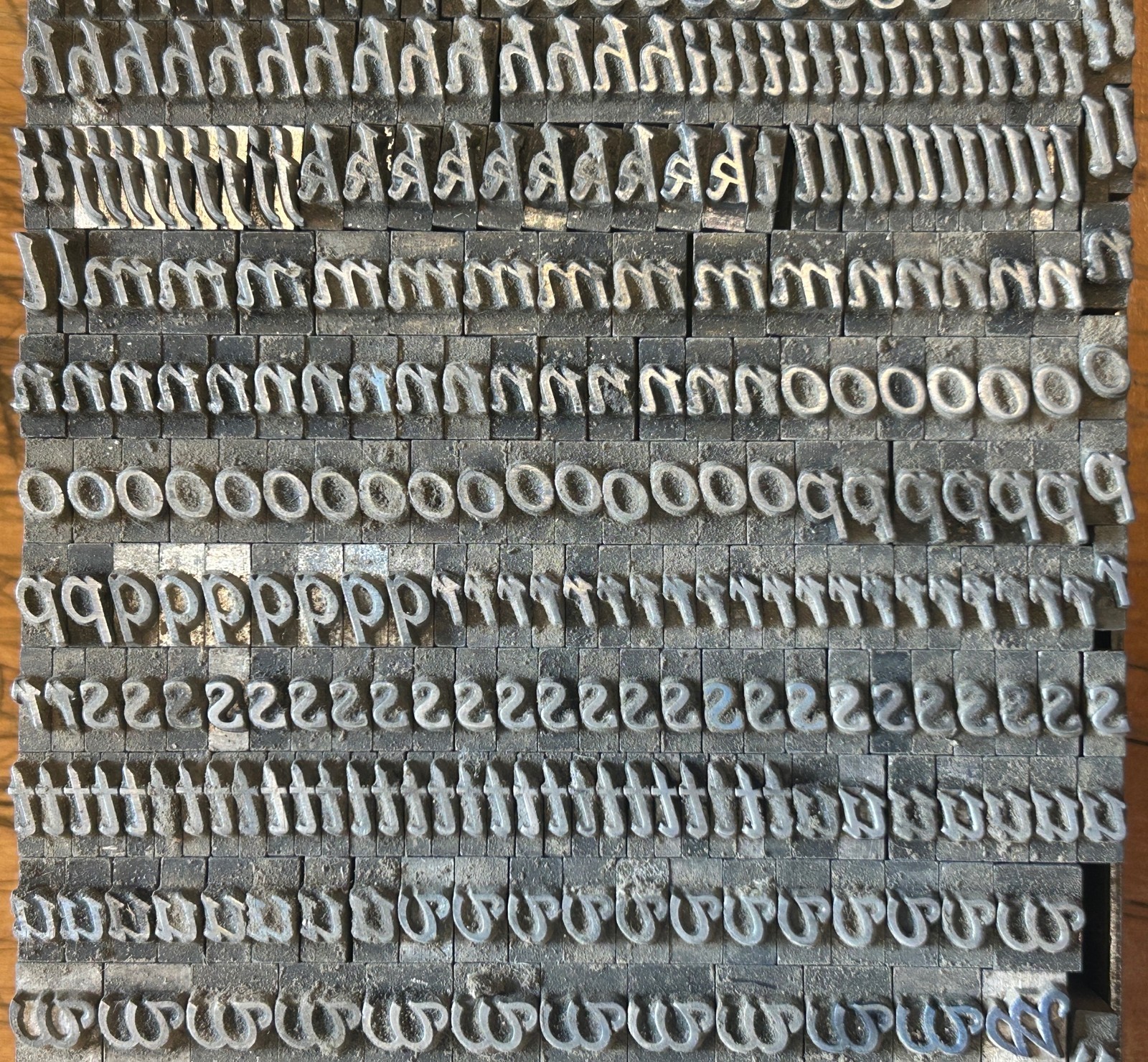 ANTIQUE LETTERPRESS 24 PT LEAD TYPE ARTCRAFT ITALIC 785+ UPPER LOWER &*$?"#