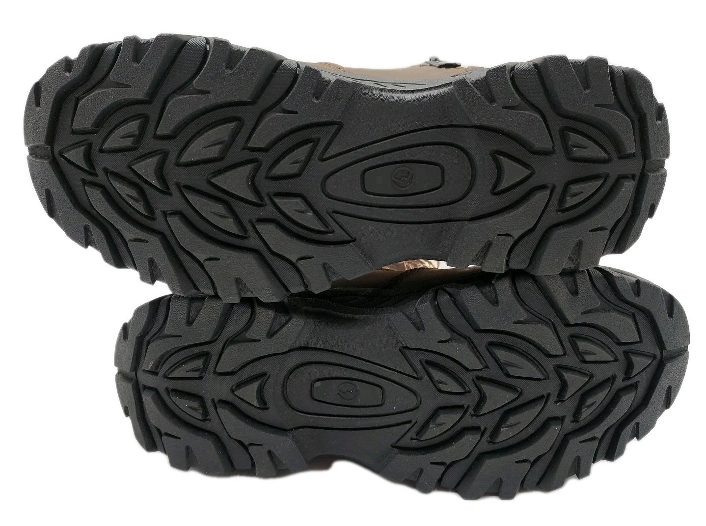 Magellan Outdoors Womens Sz 7B Snake Shield Armor 3.0 Realtree Edge APX (K4-D2)