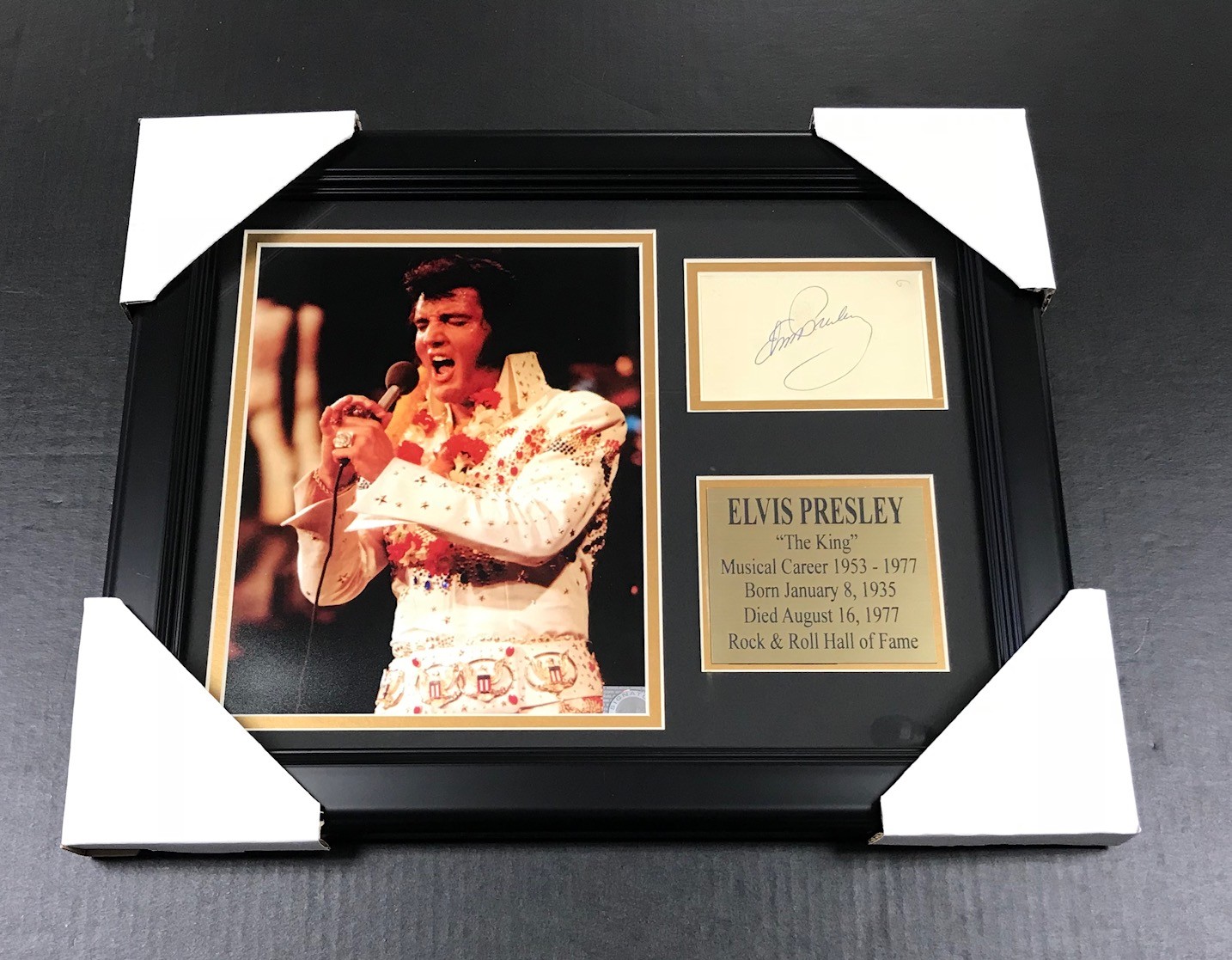 ELVIS PRESLEY THE KING #1 Autographed Facsimile Reprint Framed 8x10 Photo