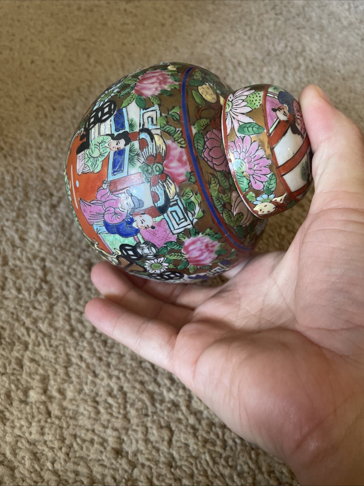 Rose Medallion Porcelain Ginger Jar Hand Painted Floral and Figures Vtg