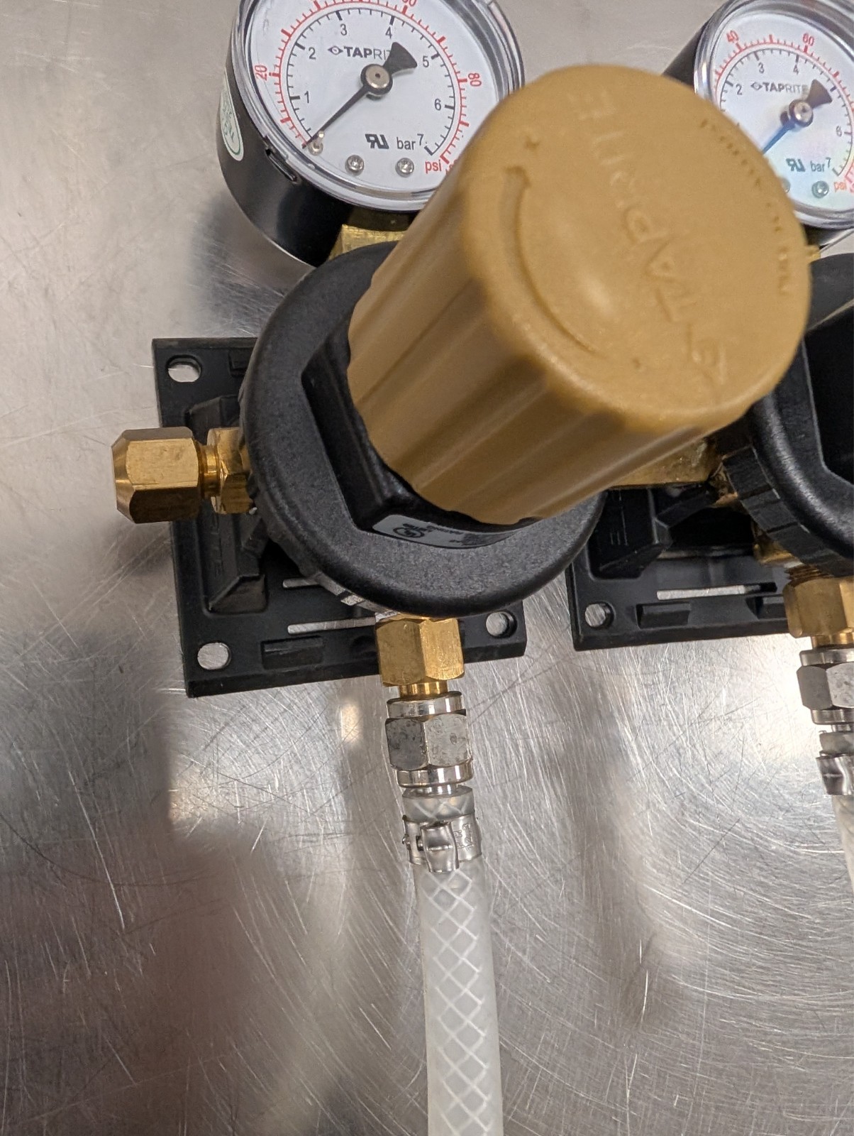 Taprite Dual Body CO2 Regulator - Two Gauge Two Outlet Series 5260SN 500psi [OFF