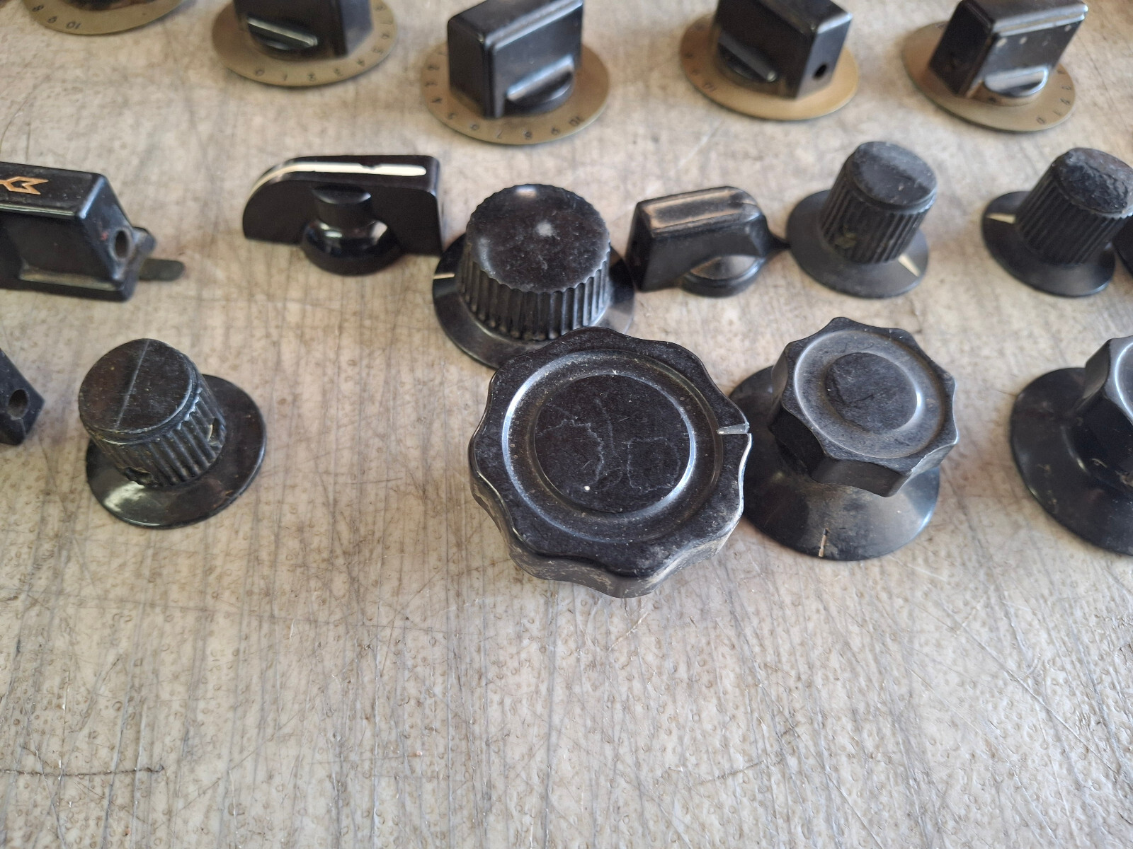 Lot of 40 Vintage Ham Radio Dials Indicator Knobs