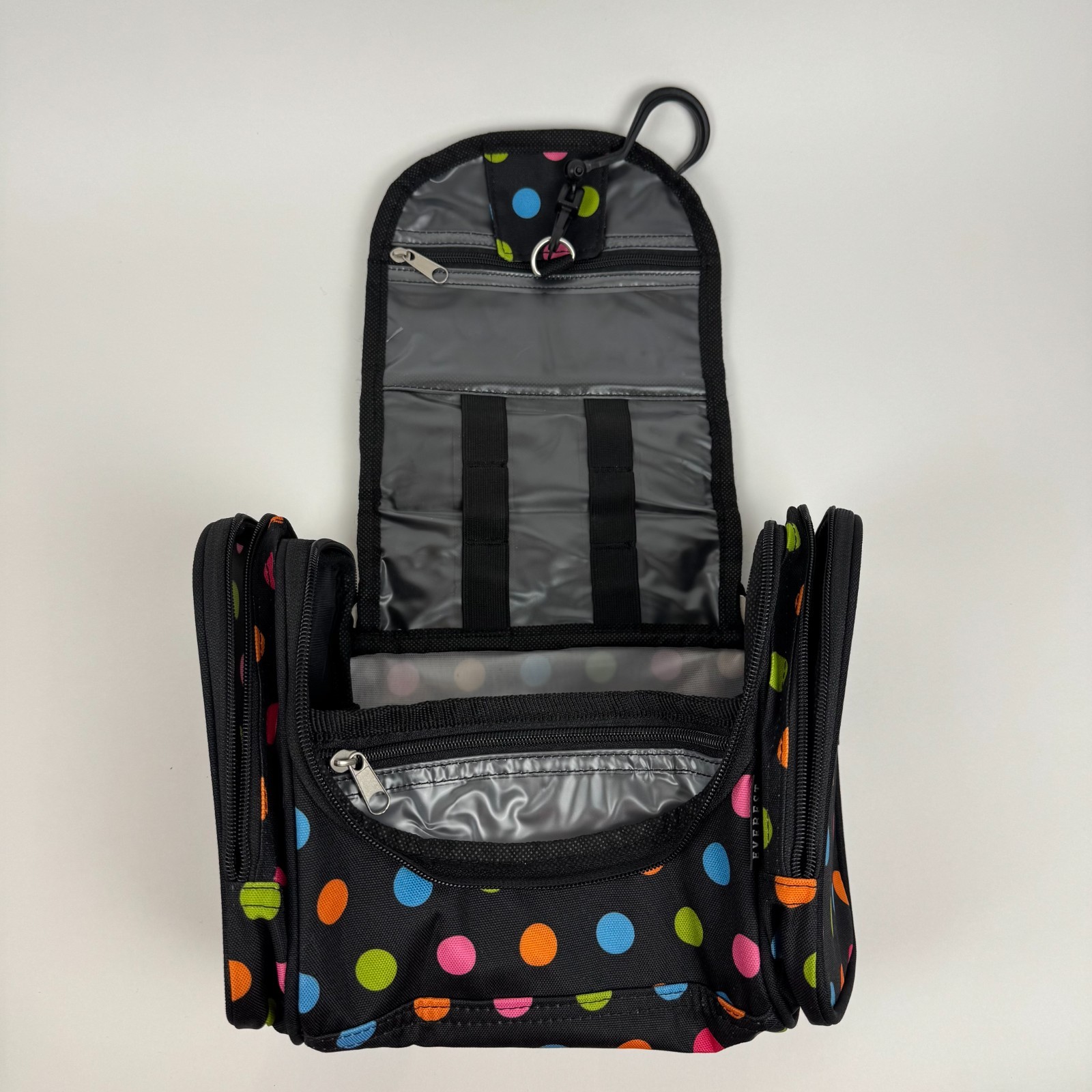 NEW Everest Hanging Toiletry Bag Travel Cosmetic Makeup Shaving Dopp Kit NWT